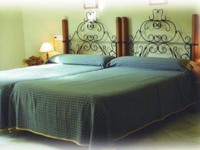 Hotel La Enrea Монтефрио Экстерьер фото